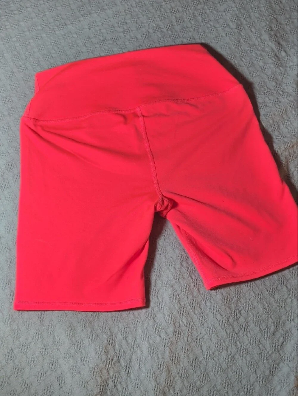 ALO Yoga High-Waist Bike Shorts - Neon Coral Pink